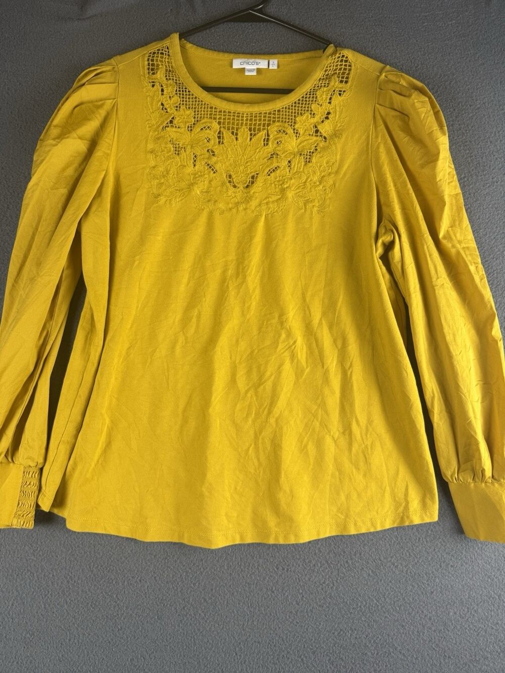 Chico’s Size 2 Large Yellow Gold Flowy Top Neckline Detail Soft Blouse